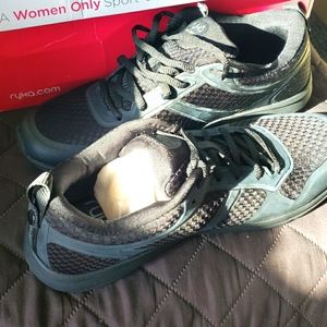 RYKA womens speakers